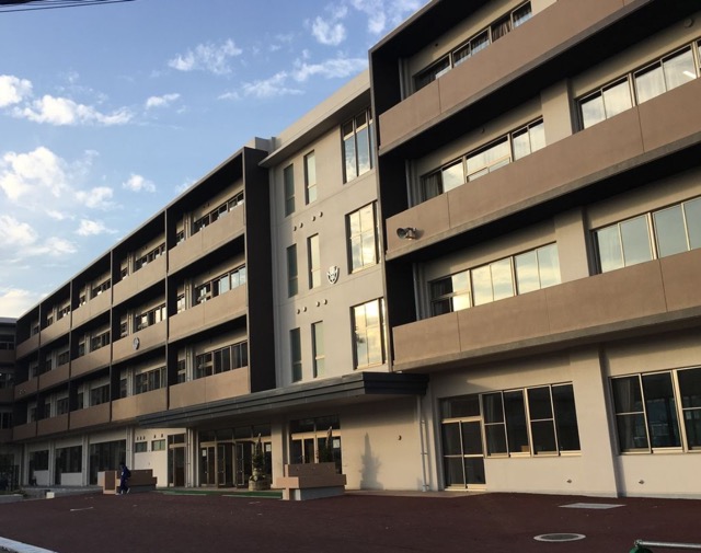 イイコトテラス秋津 土地 東野中学校まで約400m（徒歩5分）　熊本地震後に校舎が建替えられ、きれいな新校舎で学ぶことが出来ます。