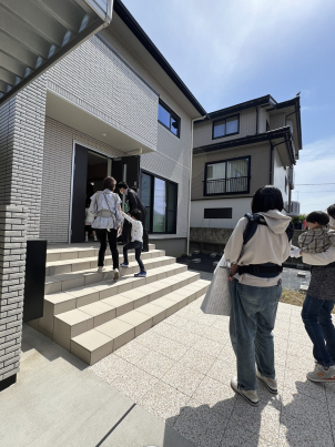 オーナー自慢のご自宅を、いざ見学♪ご参加された皆さまから毎回ご好評をいただく人気イベントです♪