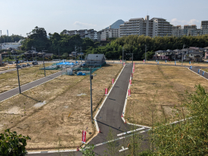 ベルテローザ母ヶ浦です。
相浦近郊だけでなく、街中へのアクセスも抜群です。
