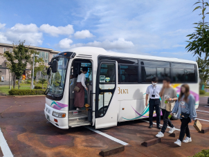 【7月27日（日）開催！】第19弾バスで行く～日帰りマイホームの旅～！！
遠足気分でオーナー様宅を訪問♪構造現場もつつみ隠さずお見せします☆

