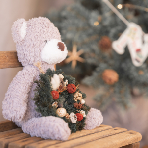 サンタさんからお子様へお菓子のプレゼントも用意しております！〈皆様のご来場、心よりお待ちしております！〉⭐