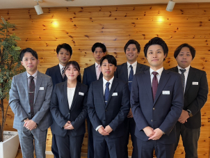 皆様の住まいづくりNo.1アドバイザーを目指します！
お気軽にご相談くださいませ。
