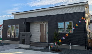 大人気!!
老後も安心な平屋の展示場をご案内できます✨