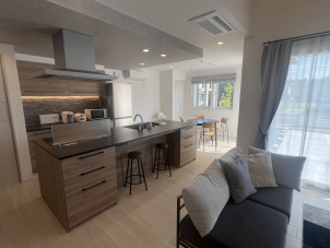 効率的な回遊動線で、実際にIHコンロや食洗器もお試しすることができます！