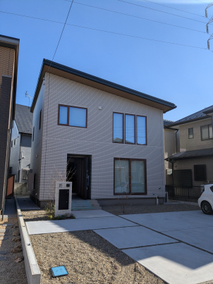 高級感のあるタイルが標準仕様。
洗練されたスマートの外観が特徴です。