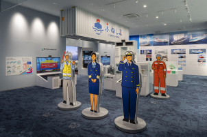 【期間限定】隣接する商船三井ミュージアム「ふねしる」の入館割引券も配布中！