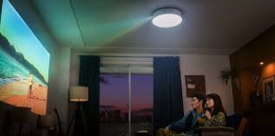 ポップインアラジン（プロジェクター内蔵照明）を先行体験！
映画のみたいな大迫力をこんな身近に体験できるなんて…！めっちゃ良い…！（お客様談）