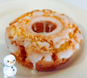 参加者には上越パティオ住宅公園内の<span style="color:red;">「ブランケットドーナツ上越店様」より、
【ドーナツ1コ無料チケット】をプレゼント！</span>
（1家族1枚とさせていただきます）

ソリで思いっきり遊んで、
おいしいドーナツで体力回復♪