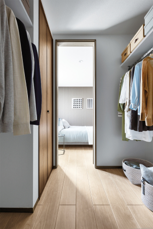 1階にウォークインクローゼット配置で洗濯動線バッチリ！