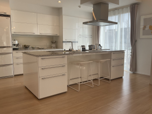 展示場内もご見学いただけます。丹波島橋・中御所の展示場にてお待ちしております！