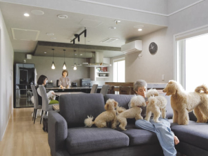 ペットと暮らすお家の実例集をご用意してご案内させていただきます！