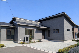 人気の平屋！
外観ニューカラー登場！