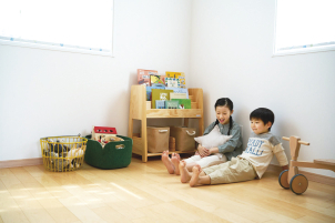 上越の春はまだまだ全館床暖房が大活躍！陽だまりのような優しい暖かさをぜひご体感ください。