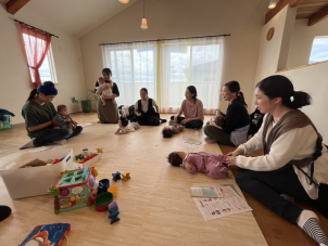 参加費は無料です。いつものお出かけセットをもってぜひ展示場でおくつろぎください。