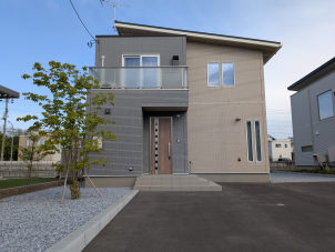 3LDKの2階建てで、ご家族皆様素敵なひと時をお過ごしください♪
