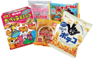 お子様に大人気！
人気なお菓子をたくさん
ご用意しております。
※お子様お1人につき1回限り
