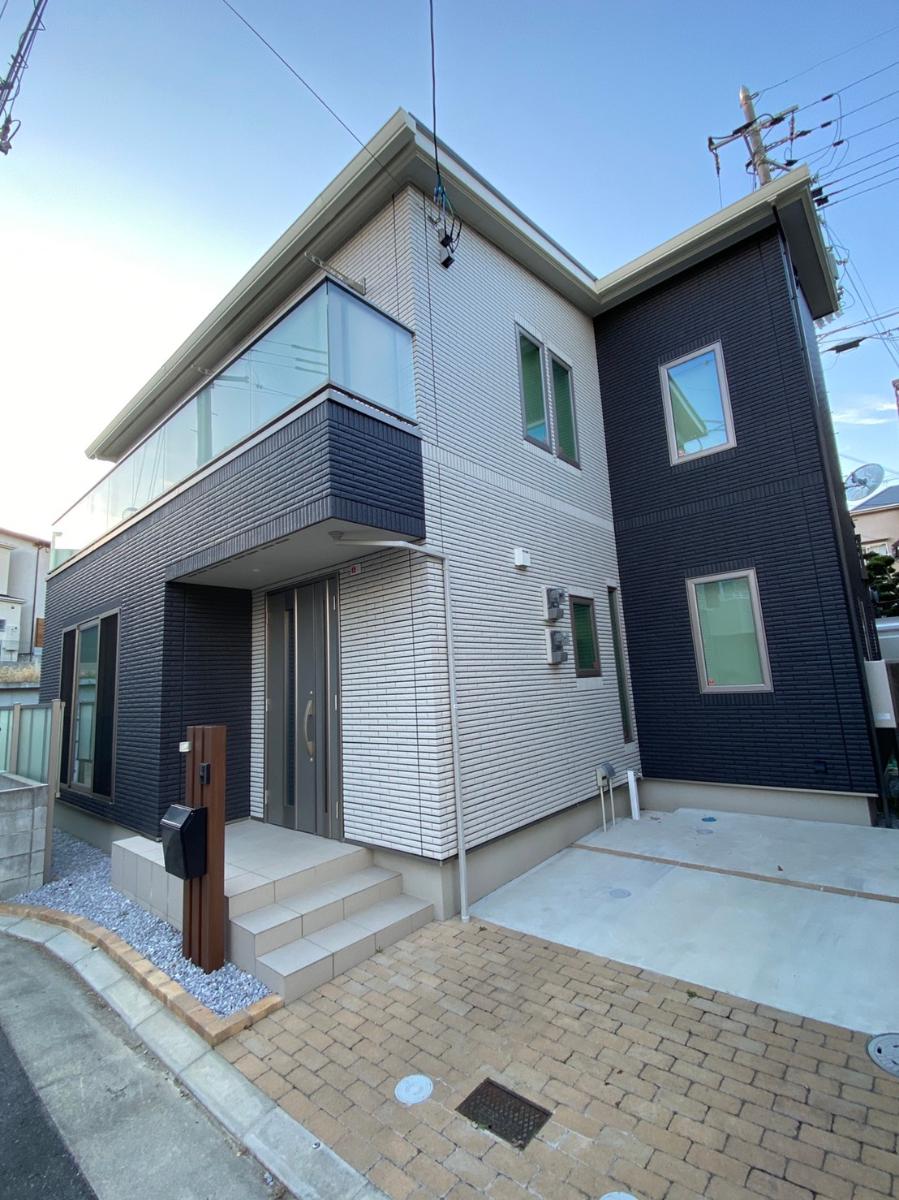 大阪府の土地 建売 分譲住宅一覧 見学予約する 性能を追求する住宅メーカー 一条工務店