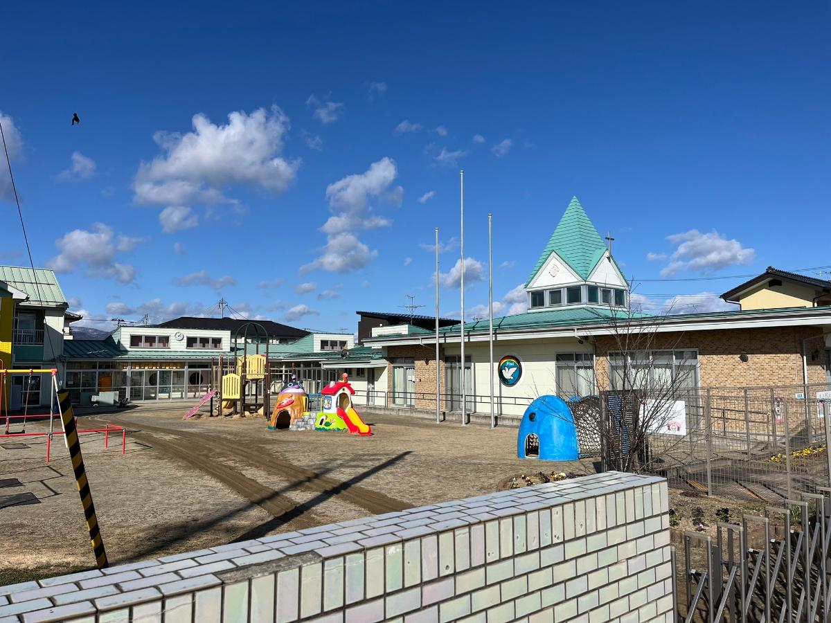 三育保育園まで約350m　子供たちが伸び伸びと暮らし、一人ひとりの個性を伸ばす教育を行う保育園です。
