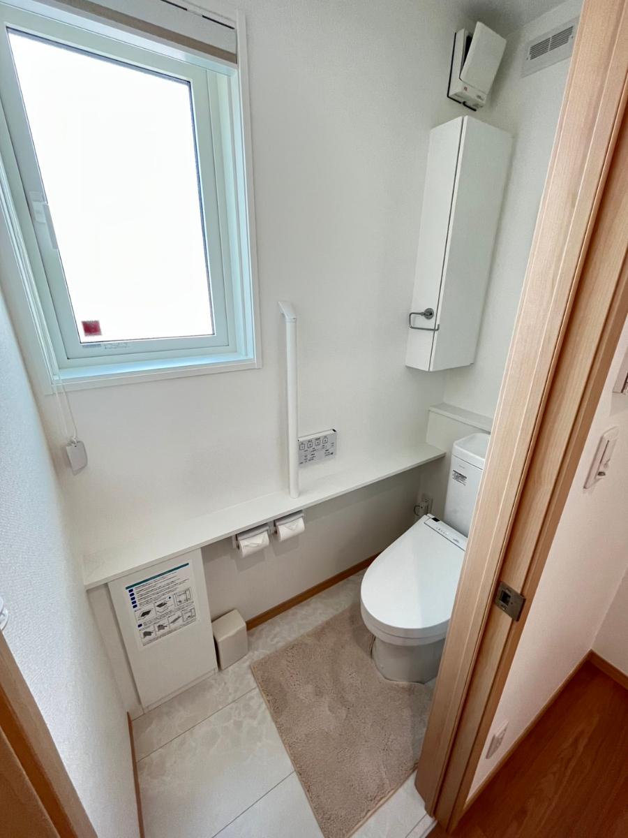 鶴ヶ島市脚折宿泊棟 モデルハウス 区画番号No.1 ２階トイレ