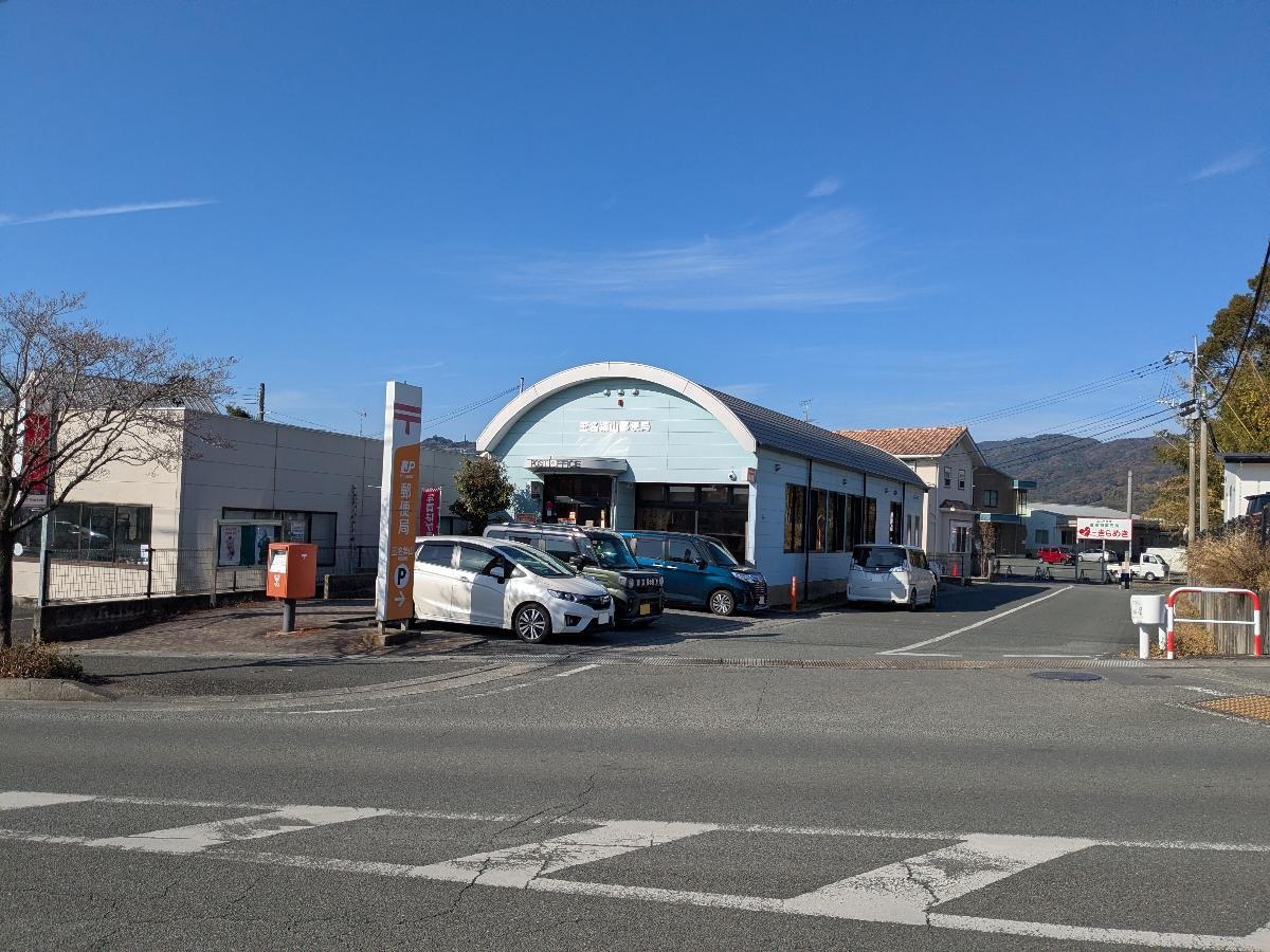 玉名築山郵便局まで約500m（徒歩7分）　郵便局も徒歩圏内です。