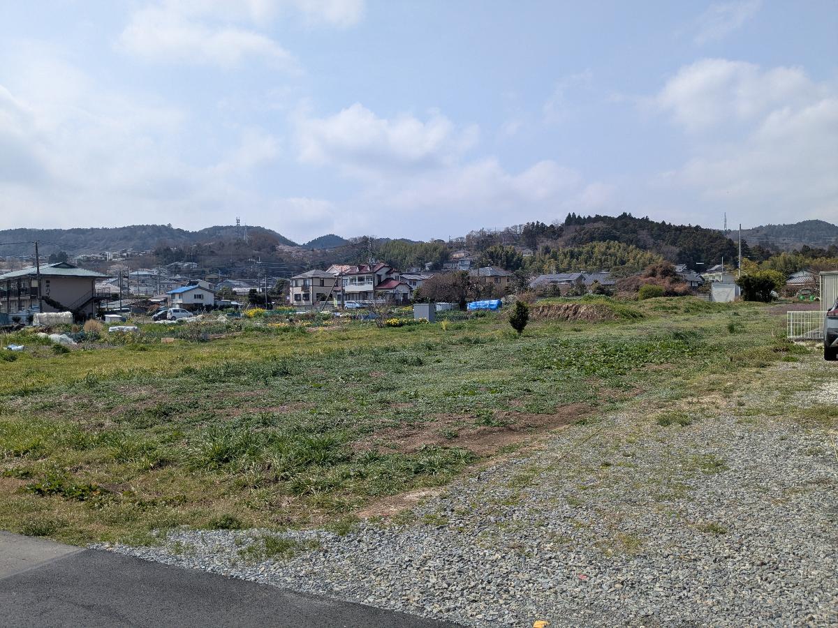 スーパーまで車で約5分！お仕事帰りに立ち寄ることもでき便利です。　※写真は造成前です。　