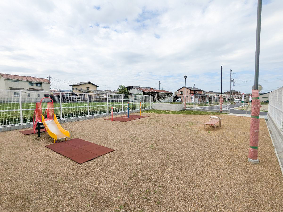 分譲地内公園　