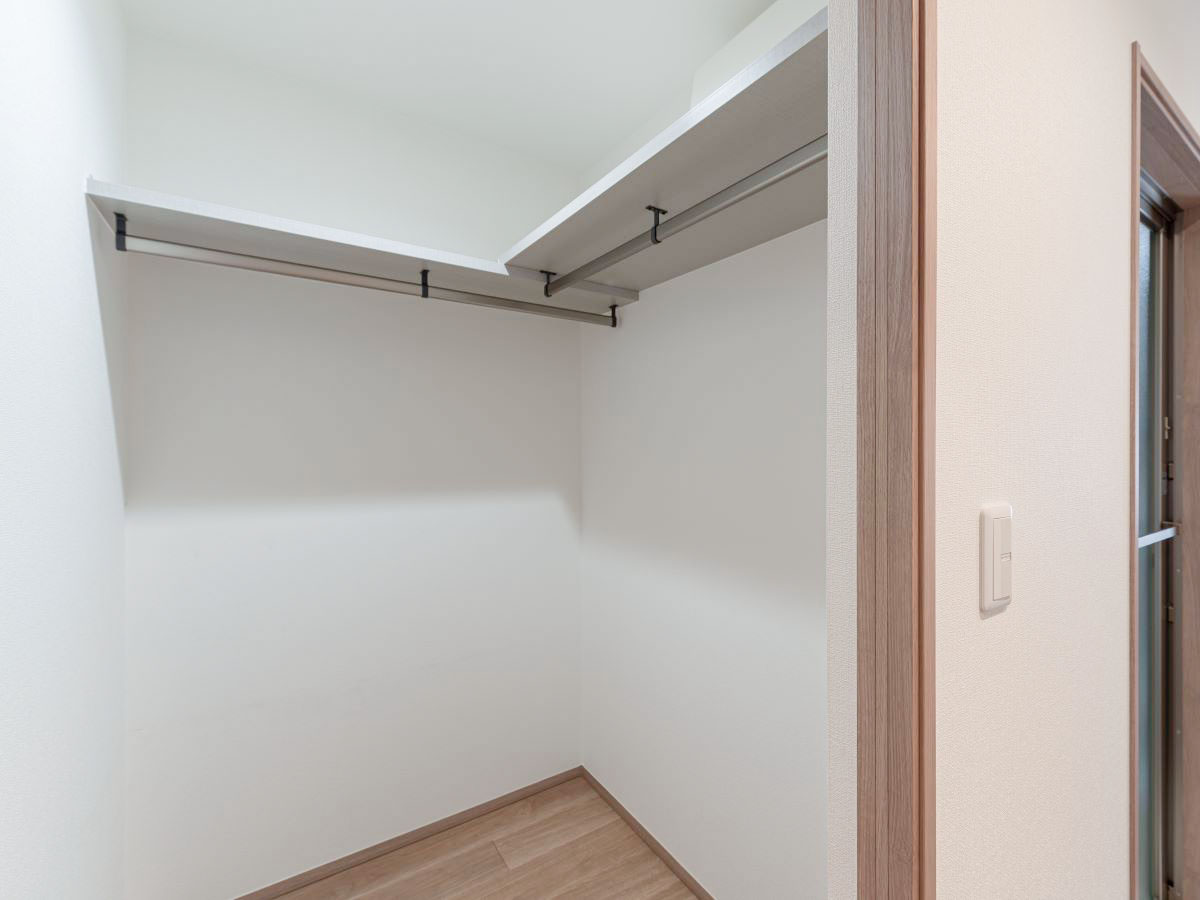 神栖市深芝南分譲住宅 モデルハウス 区画番号No.1 脱衣所にはウォークインクローゼットもあります！