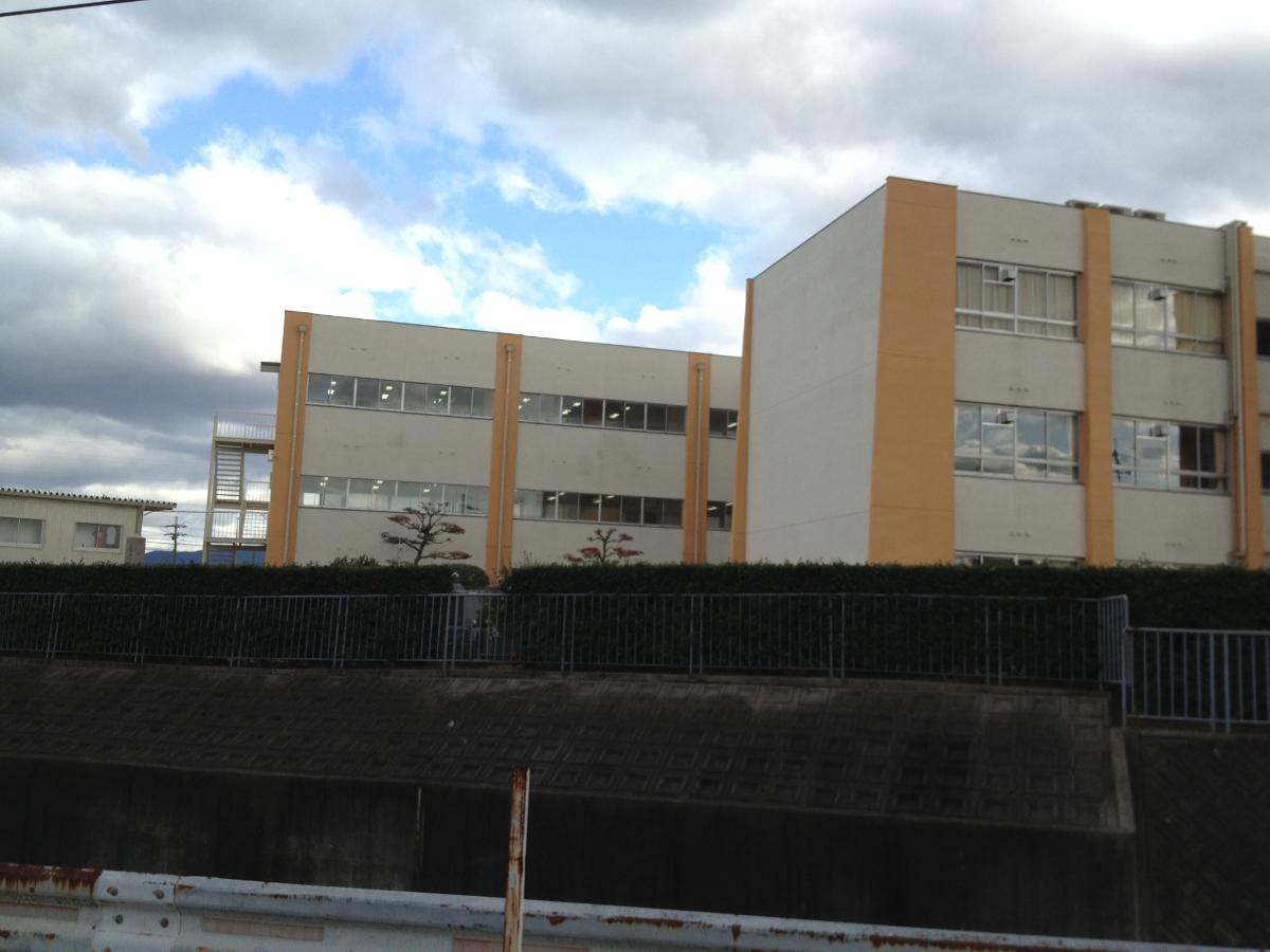 大阪狭山市池尻中 3期｜一条工務店