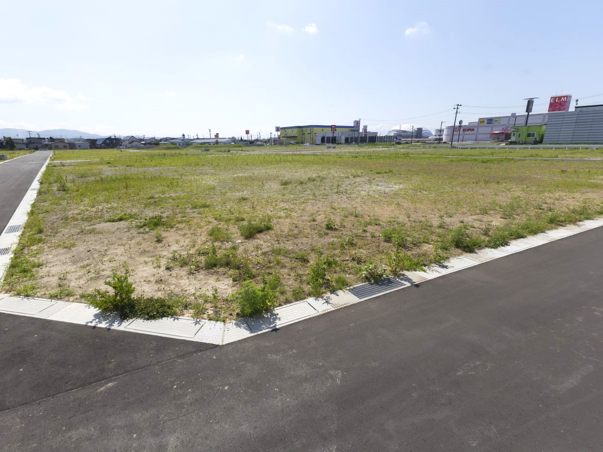 新しいコミュニティの輪が広がる分譲地です！(区画77付近から撮影した全景)　
