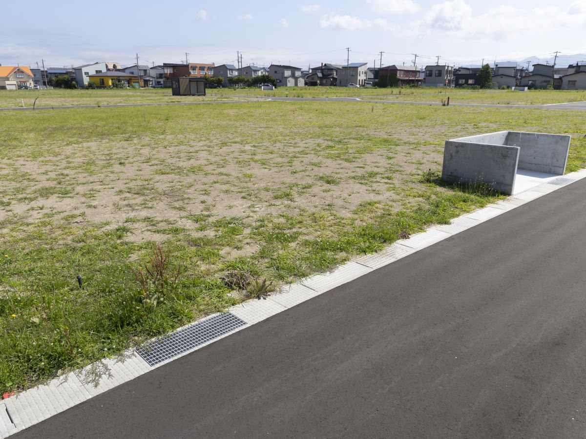 区画95、96　ゴミ置き場が近く朝のゴミ出しも便利です！　