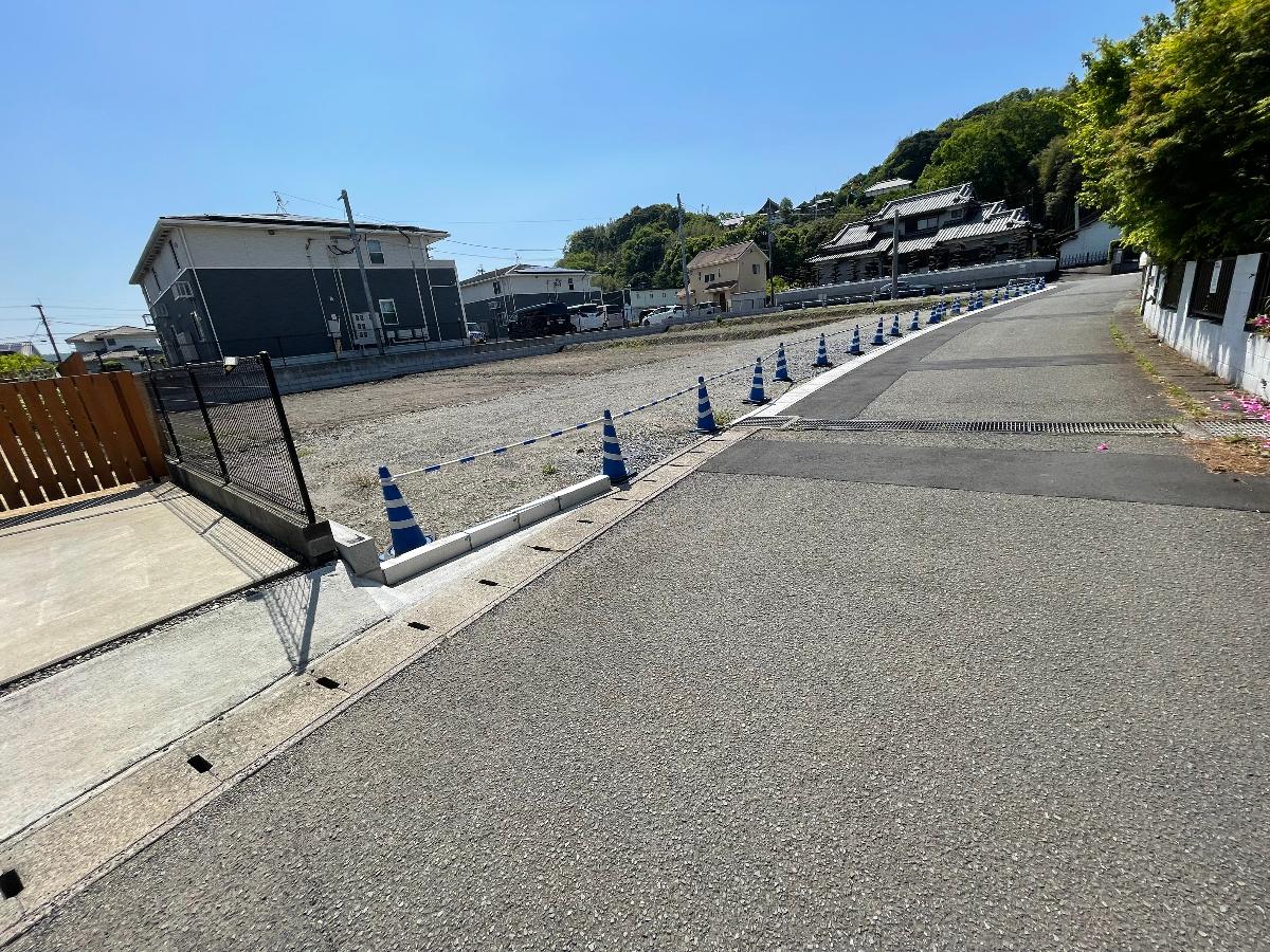 西道路　