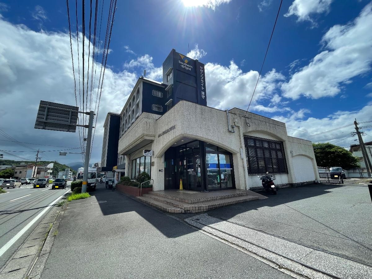 大分みらい信用金庫　滝尾支店まで約550m　近くに銀行があると急に出金が必要となった時でもすぐに行けますね！