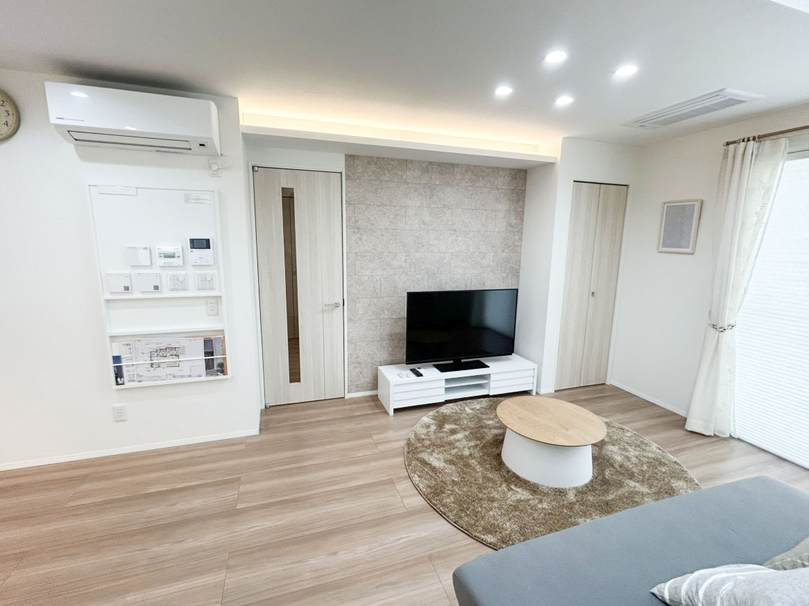 新潟市東区江南３丁目１－２ モデルハウス 区画番号No.1 家族団らんの時間を過ごせるリビング