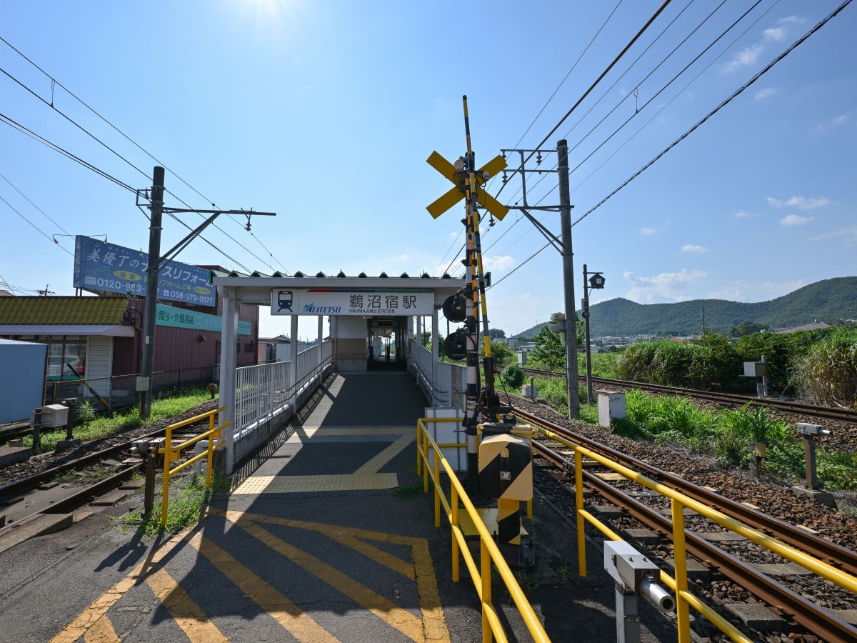 名鉄「鵜沼宿」駅まで約160m（徒歩2分）　名鉄 各務原線の駅です。名古屋・岐阜方面への移動に便利な名鉄沿線が徒歩圏内にあります。通勤・通学にも便利な立地です。