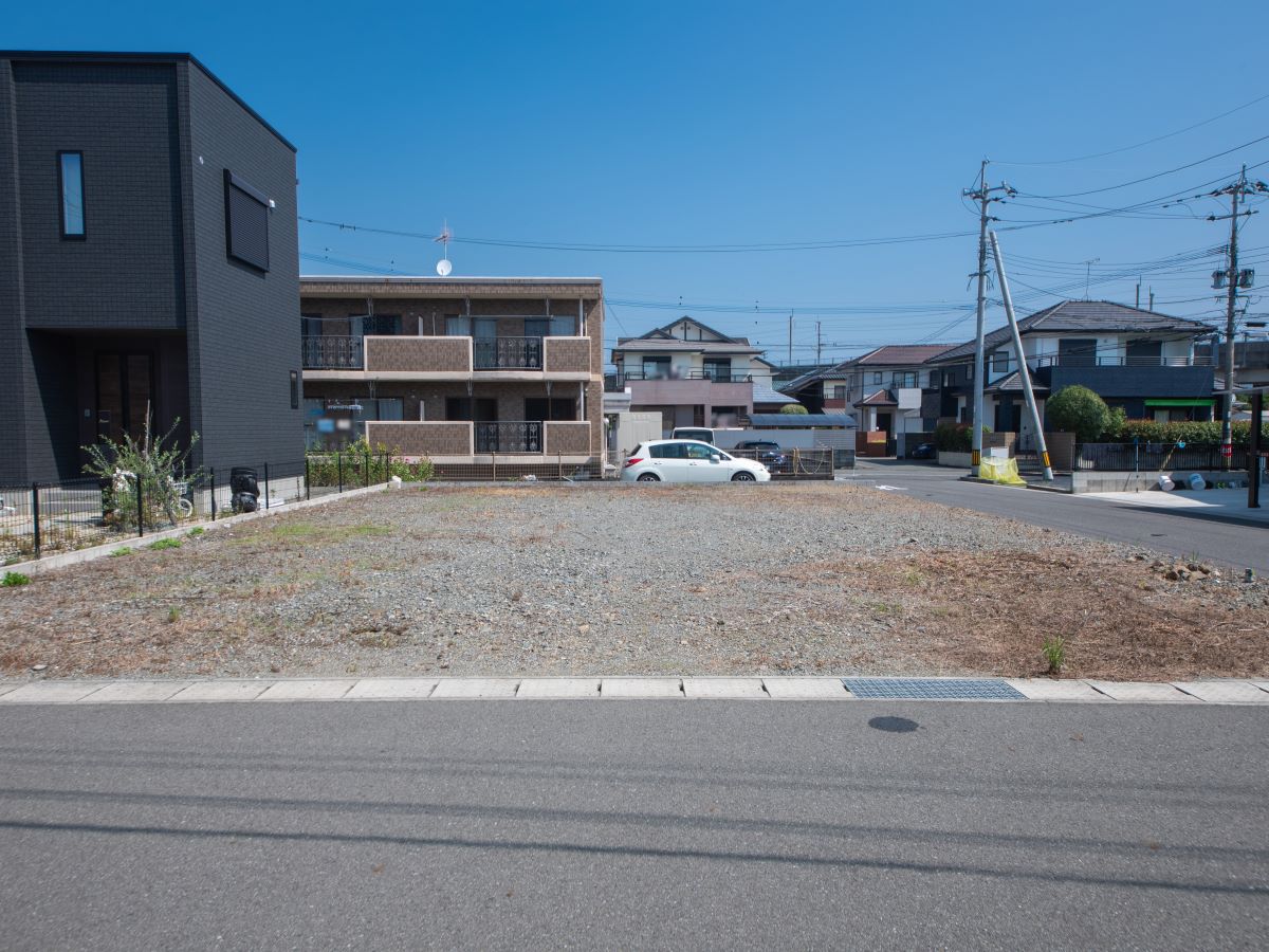 【区画6】2方向が道路に面しているので開放感があります！　
