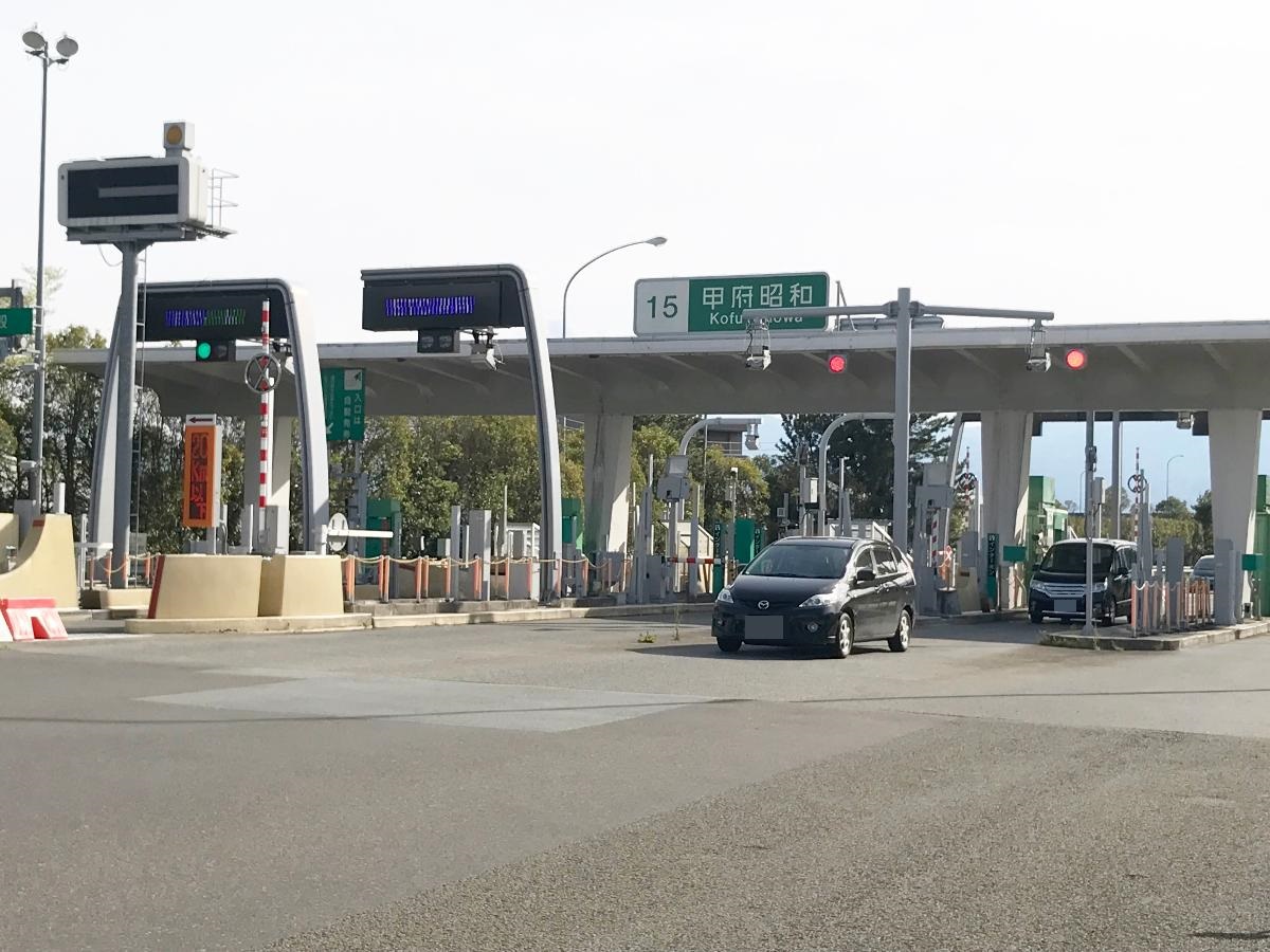 中央道「甲府昭和IC」まで約3.4km（車で約10分）　車で約10分で行けるため、アクセスも非常に便利です。