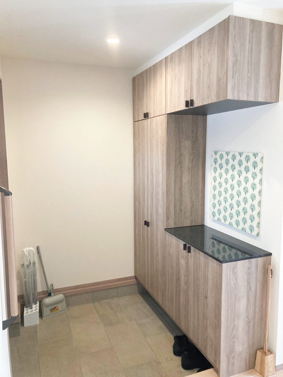 ラポールタウン名寄 モデルハウス 区画番号No.16 シューズボックスがあり収納も助かりますね！