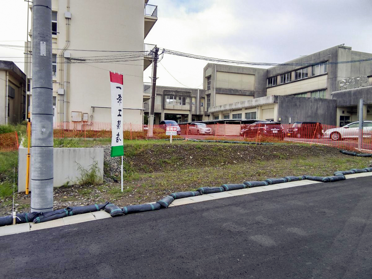 光テラス　月見ヶ丘　 土地 80号地　PTA様用入り口横　