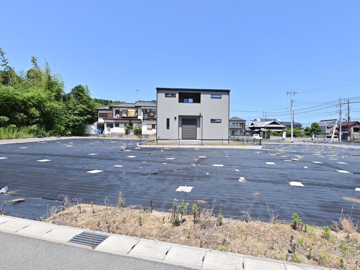 区画8：171.43㎡(51.85坪)　　