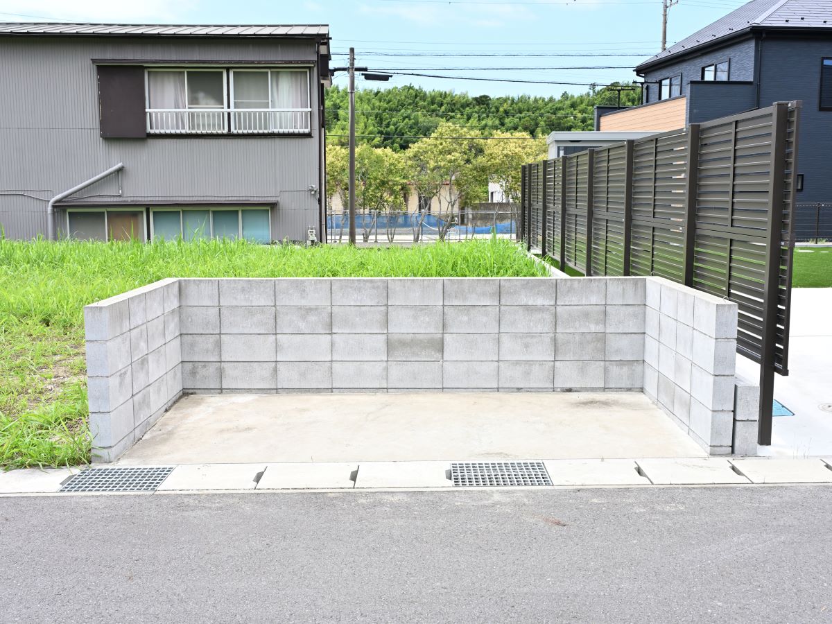 区画14付近のごみ置き場です。　