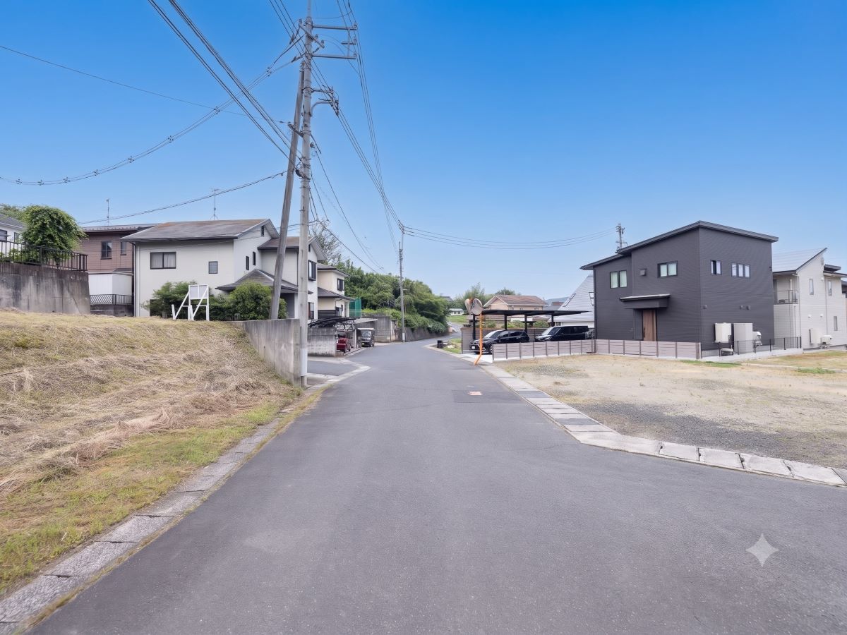 区画D東側道路の様子です。　