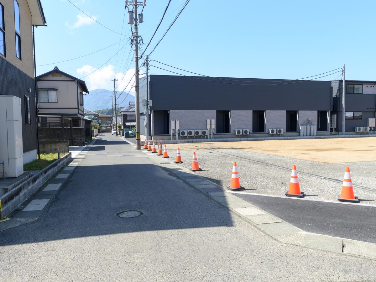 分譲地東側道路　