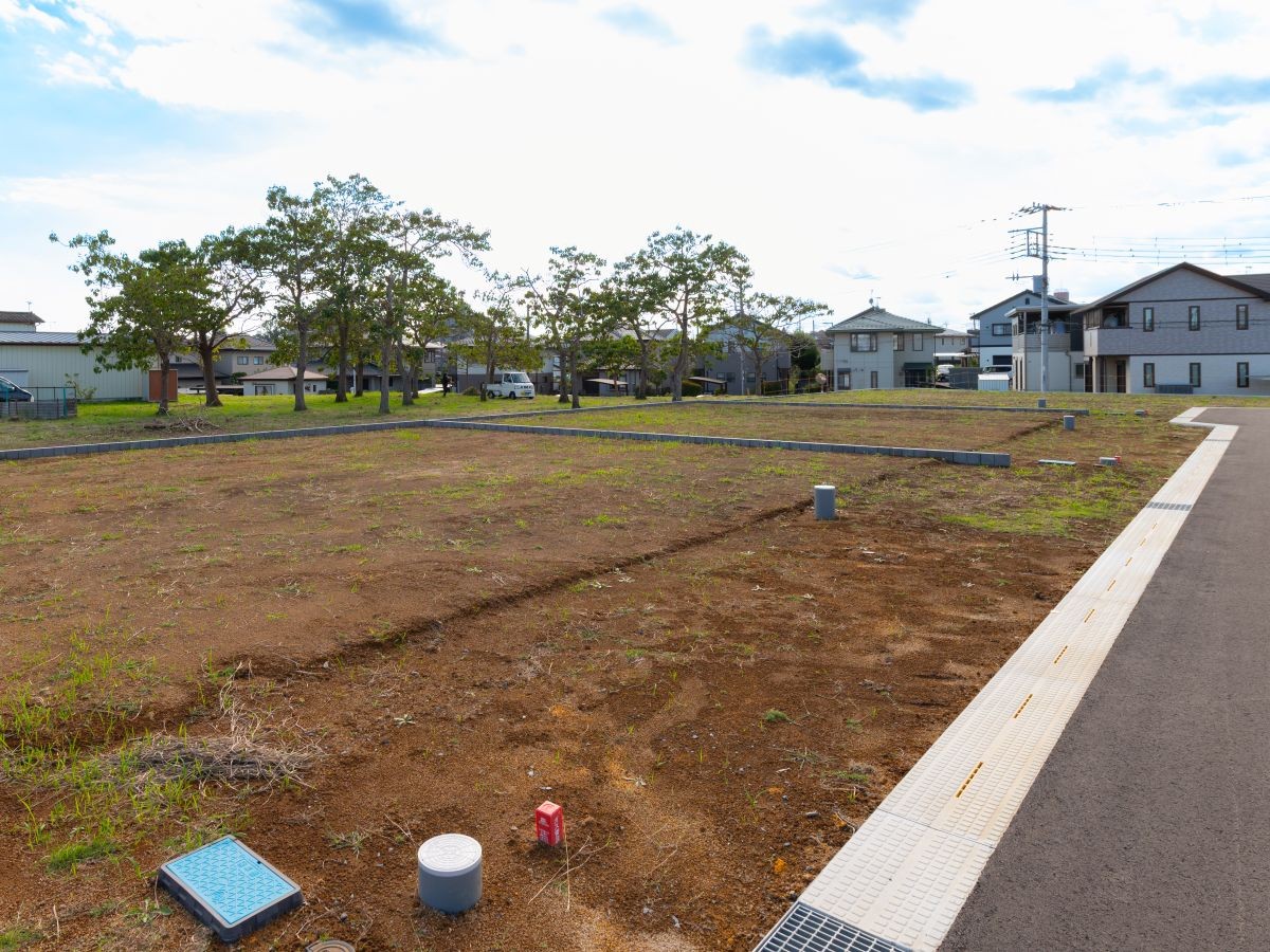 区画6、7　交通量が落ち着いているので、お子様とのお散歩も楽しめますよ！　