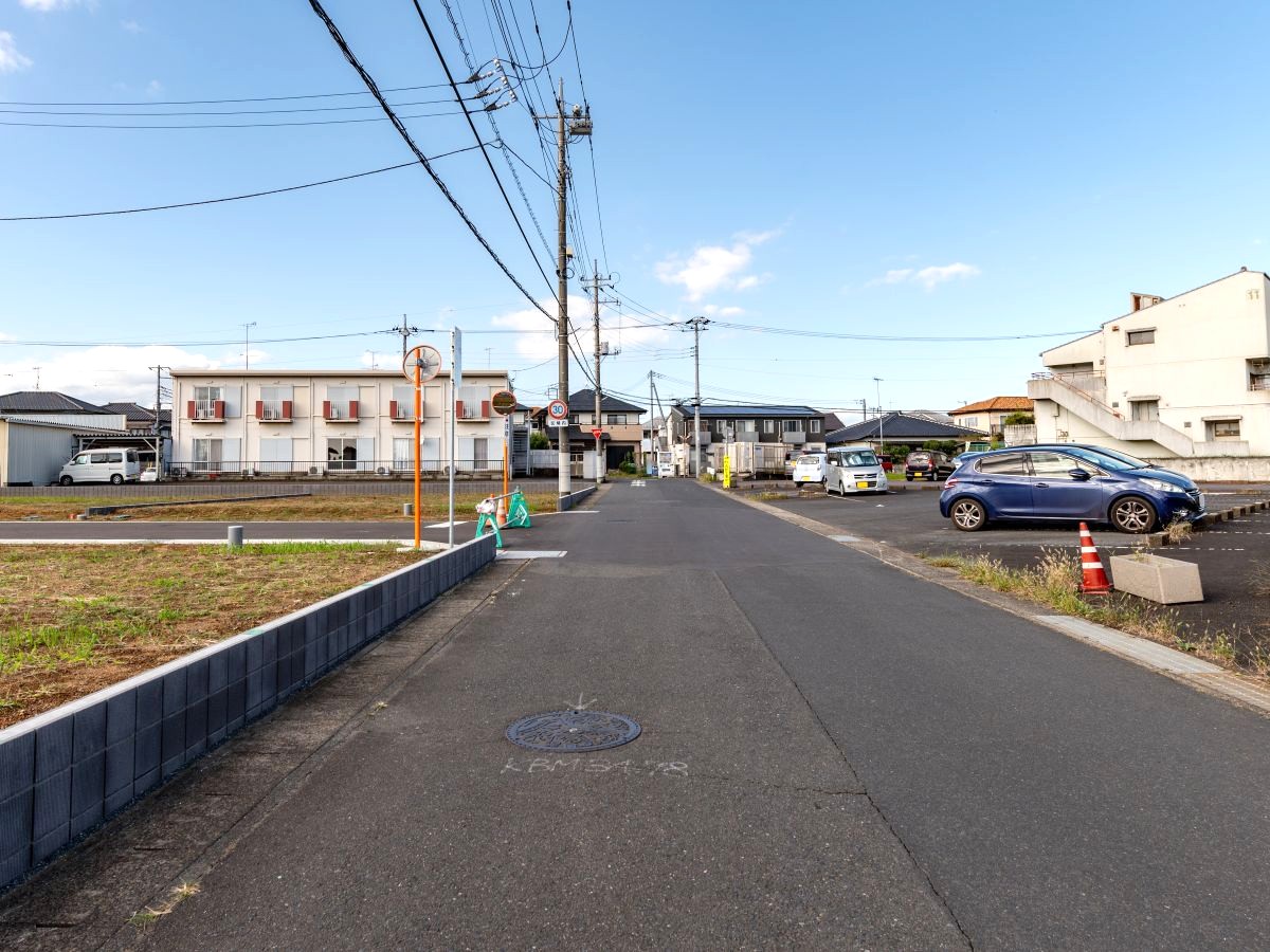 分譲地東側道路の様子です！実際に現地を確認してみませんか？現地ご見学予約お待ちしております！　