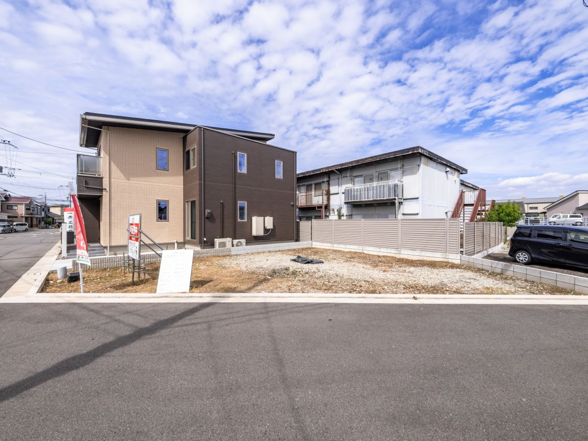 区画1-6：103.30㎡（31.24坪）　閑静な住宅街なので、ゆったりとした時間が流れご家族時間も楽しめます！　