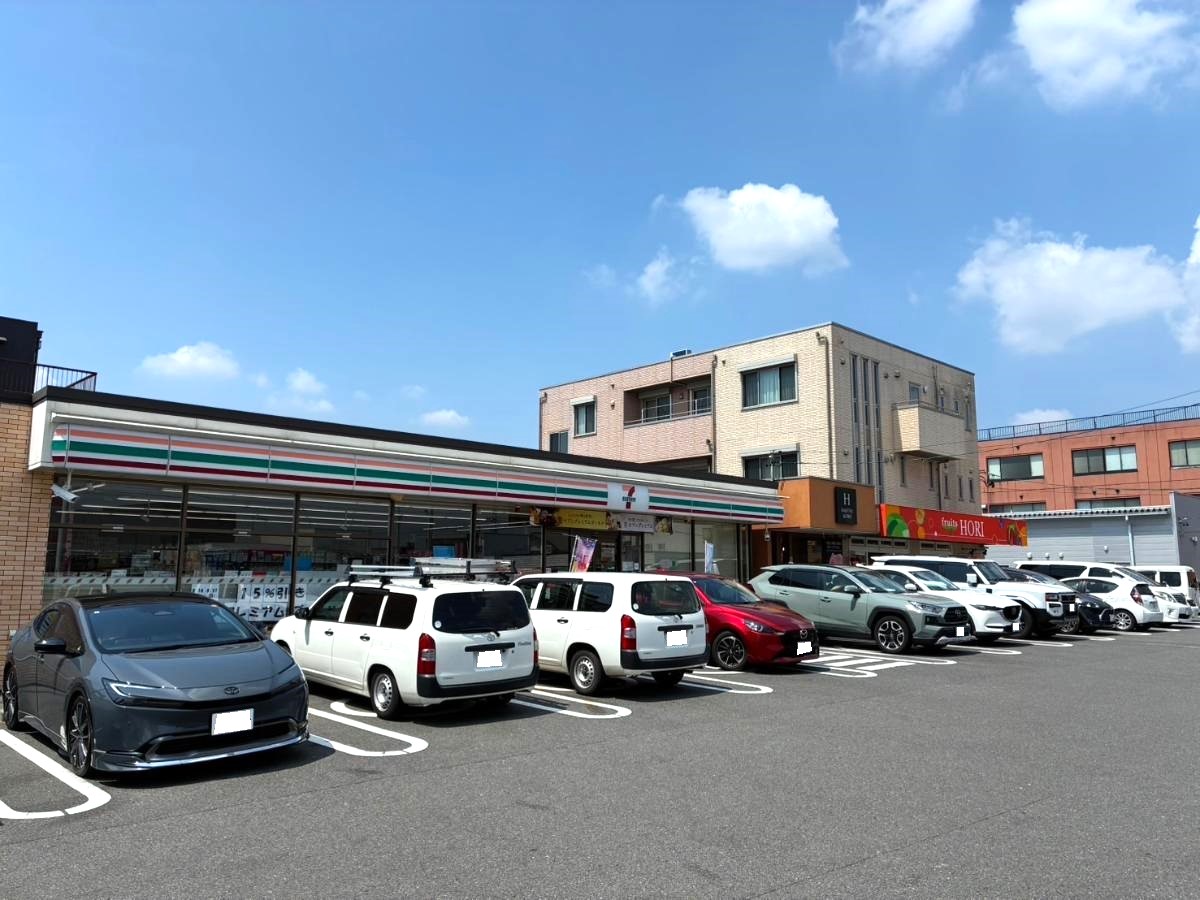 セブン-イレブン 岐阜茜部本郷１丁目店まで約530m（徒歩7分／車で約2分）　気軽に行ける距離にあり、便利ですね！広めの駐車場でお車でも安心です。
【営業時間】24時間営業