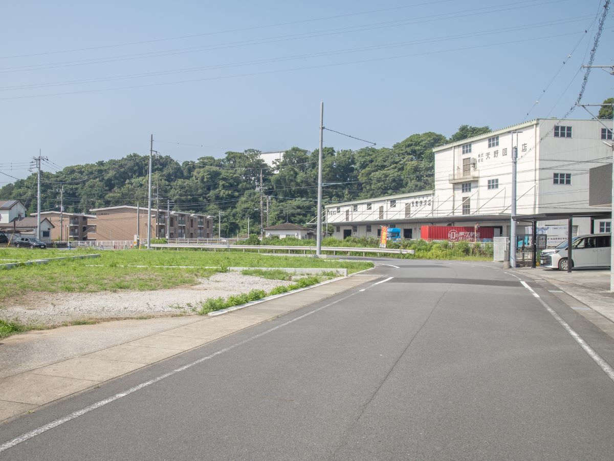 区画1、3、5の前面道路　