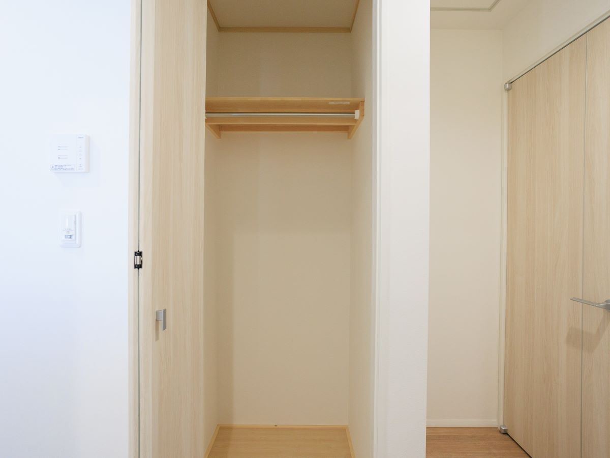 イイコトテラス新伝馬 モデルハウス 区画番号No.E 2F廊下にも収納があります！