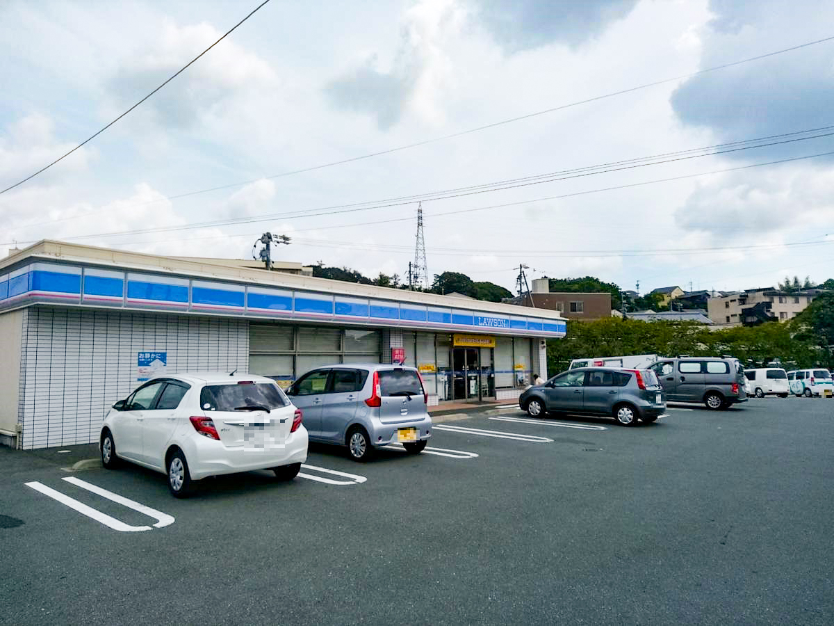 ローソン　浜松富塚北店まで約450m（徒歩6分）　☆24時間営業で急な買い物にも便利。