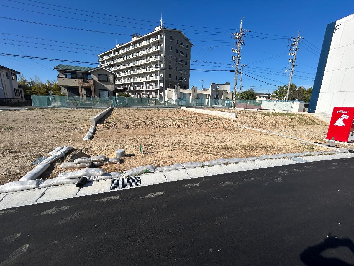 宅地造成済み！上下水道も引き込み済みです！　